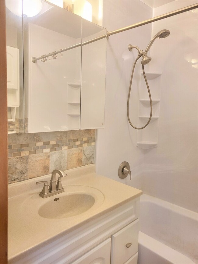 Photo - 52 N Glenwood Ave