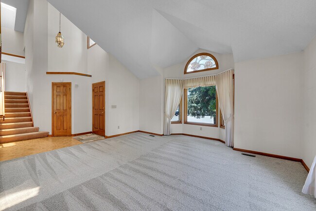 Photo - 7 Boxwood