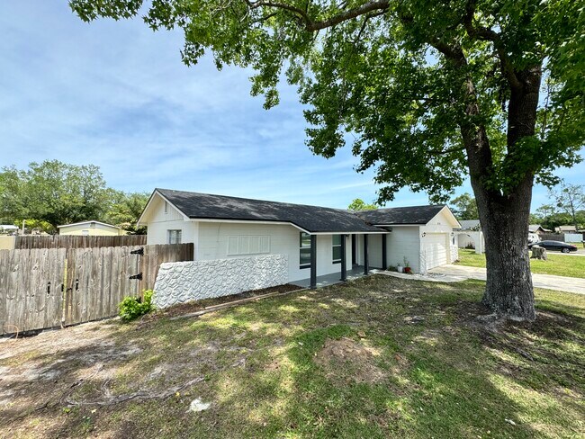 Photo - 6116 Shakespeare Dr