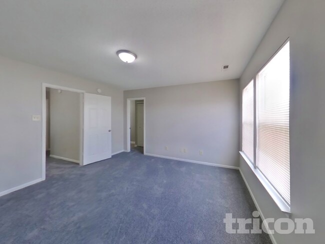 Photo - 14674 Fawn Hollow Ln
