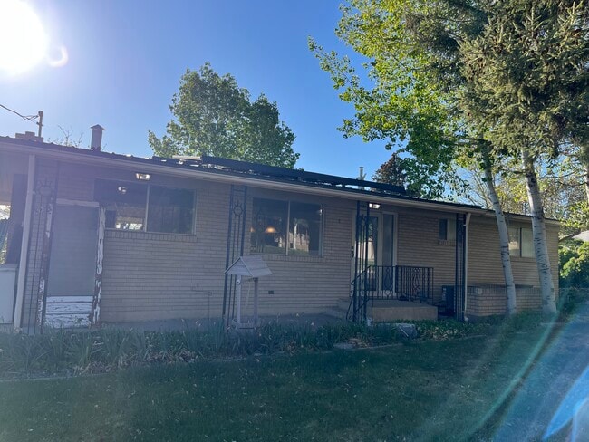 Photo - 697 N 1020 E