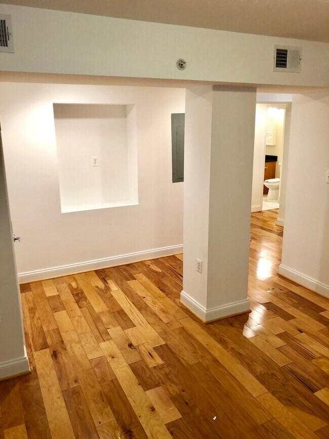 Photo - 1319 Park Rd NW Unit B3