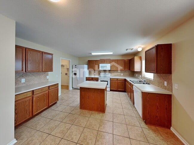 Photo - 5104 Storm King