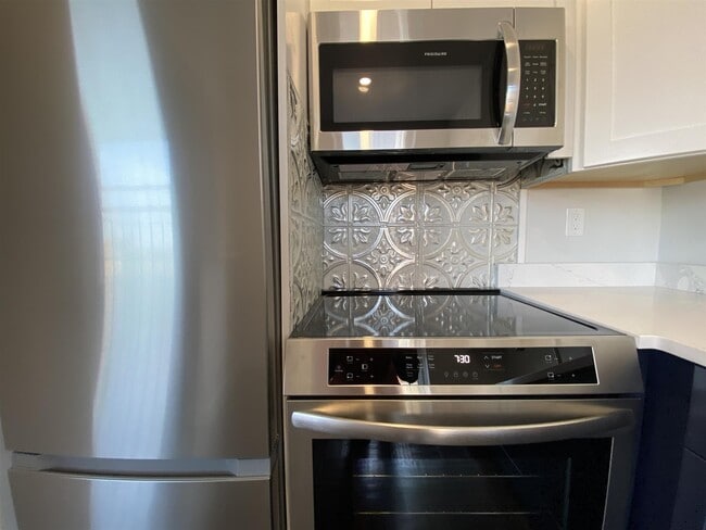 Photo - 395 Broadway Unit #R5B