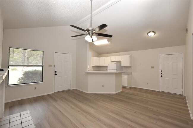 Photo - 2801 W Slaughter Ln