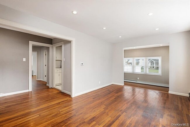 23 Rosebud Ave