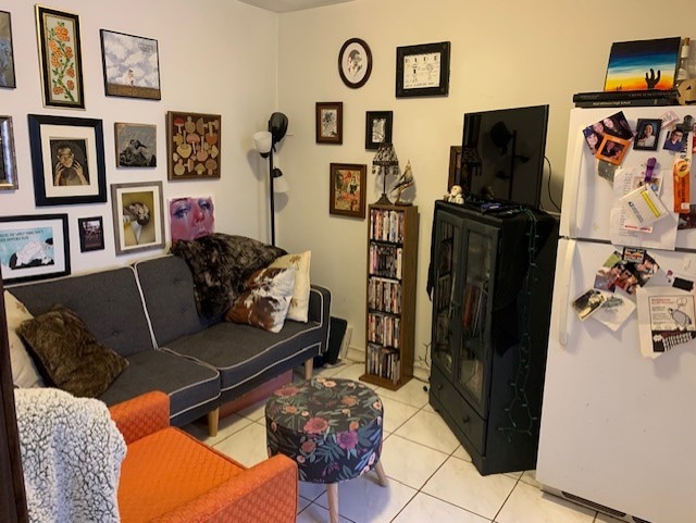 Photo - 90-07 70th Dr Unidad 1st Floor