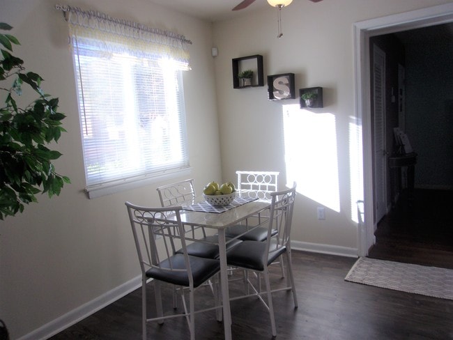 Sherwood Forest Apartments