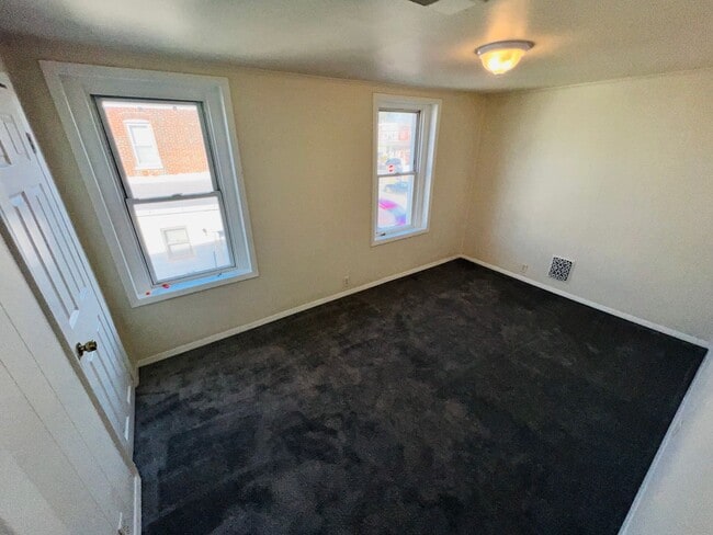 Building Photo - 508 Wilson St Rental