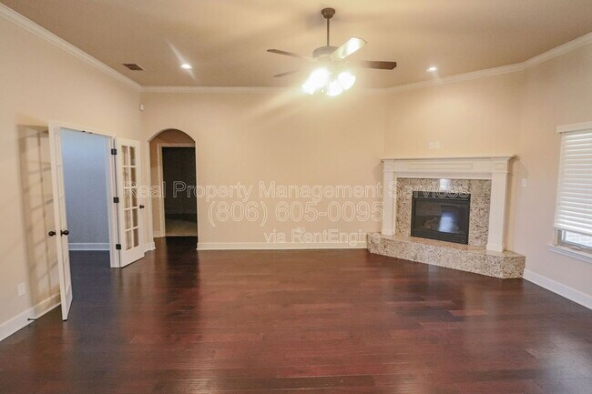 Photo - 9604 Justice Ave