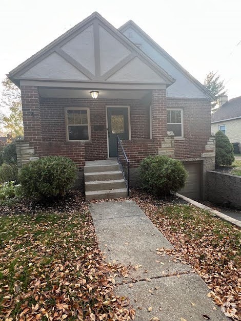 Building Photo - 1006 Crosley Ave Rental