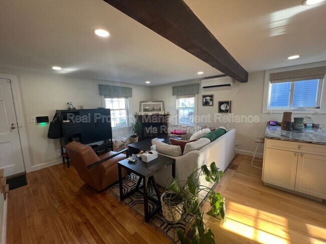 Photo - 76 Granite St