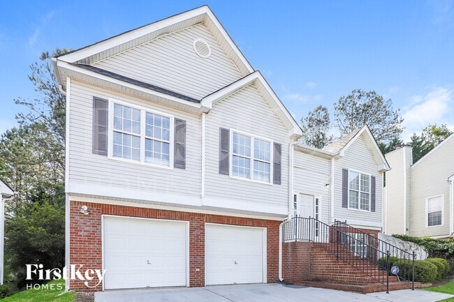 Building Photo - 3640 Palisade Park Dr