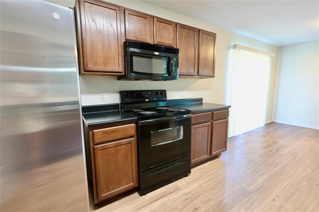 Photo - 1512 Poppy Seed Ln