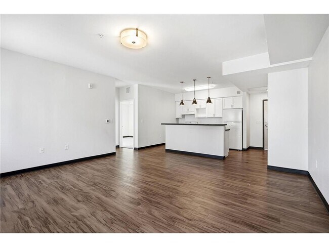 Photo - 2318 Jefferson St NE Unidad 108