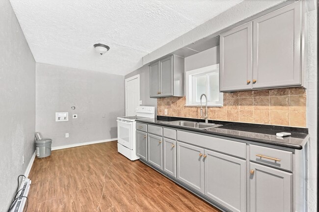 Photo - Newley remodeled 2 bedroom