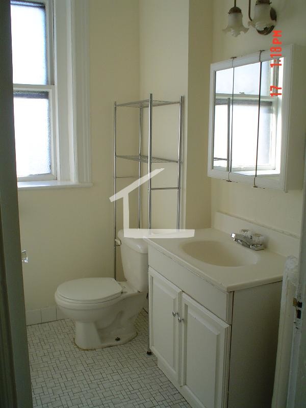 Photo - 12 Glenville Ave Unidad 3