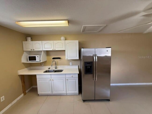 Photo - 709 Orchid Dr