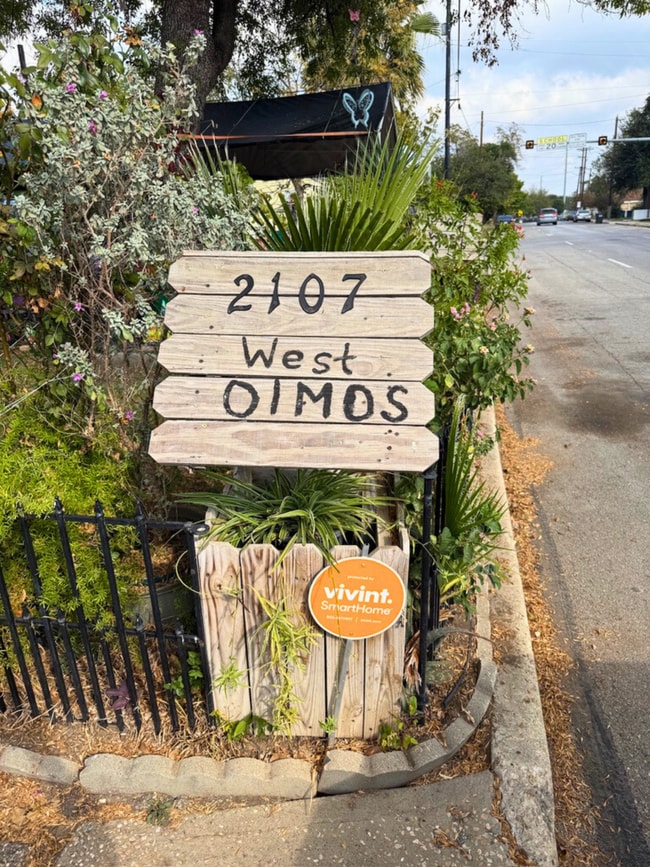 Photo - W. Olmos Unit 2107