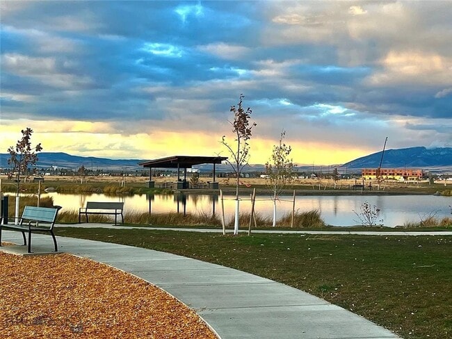 Photo - 511 Spaniel Ln