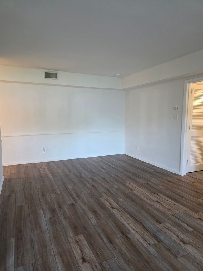 Photo - CONDO IN PIKE CREEK