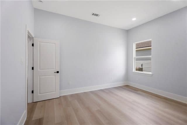 Photo - 405 E 1st St Unidad B