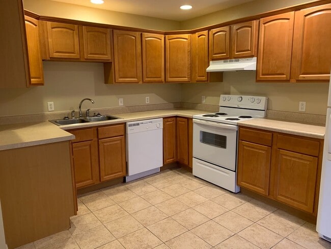 Photo - 3-bed, 2.5-bath townhouse in Tolono!