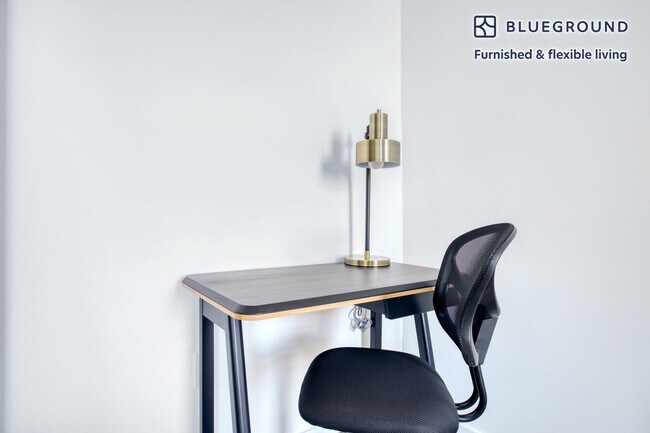 Photo - 1924 8th St NW Unidad FL5-ID311