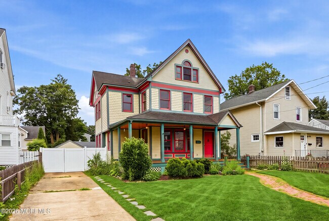 Photo - 638 Overton Pl