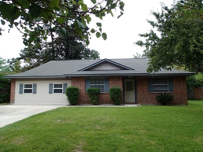 Building Photo - 341 Audubon Dr