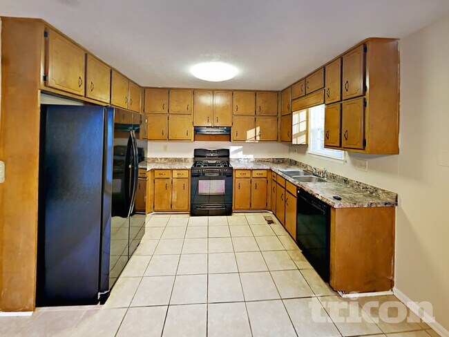 Photo - 4680 Woodglen Ct