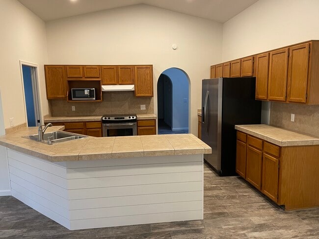 Photo - 8038 E McLellan Blvd