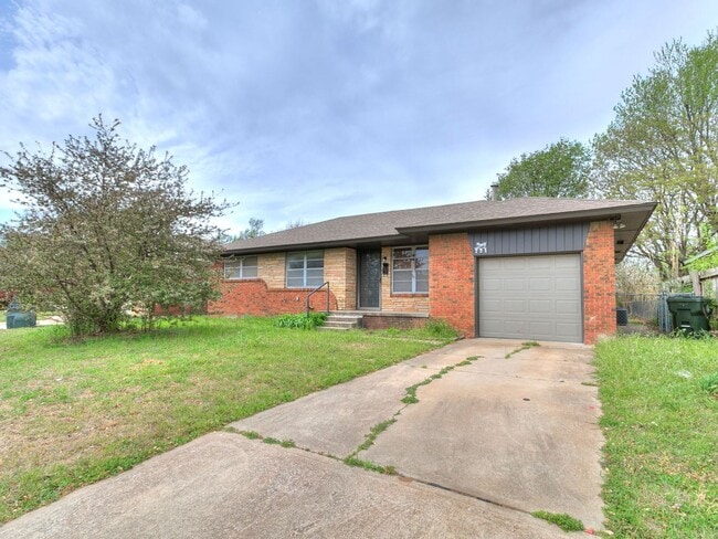 Photo - 721 E Bouse Dr