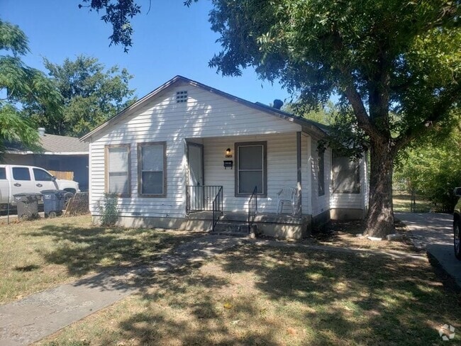 Building Photo - 5732 Houghton Ave Rental