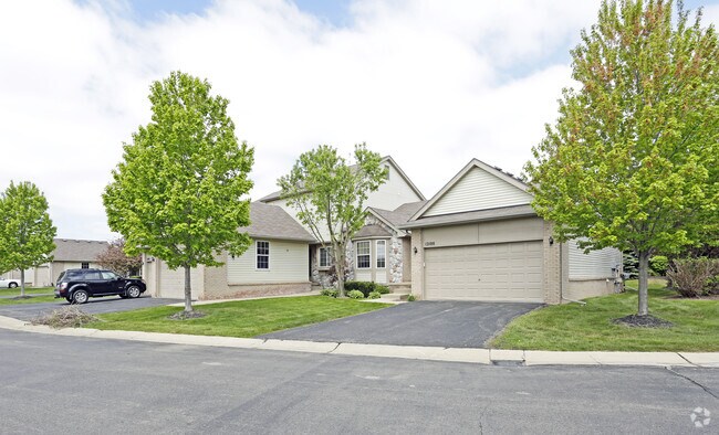 Photo - Stonefield Village Apartments