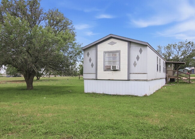 Photo - 3 Bedroom Manufactured Home on Nearly 2 Acres with Large Shop