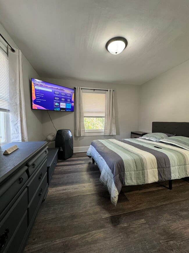 Photo - 1230 N Kealing Ave