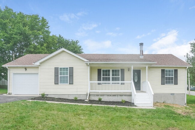 Building Photo - 581 Woodcrest Dr