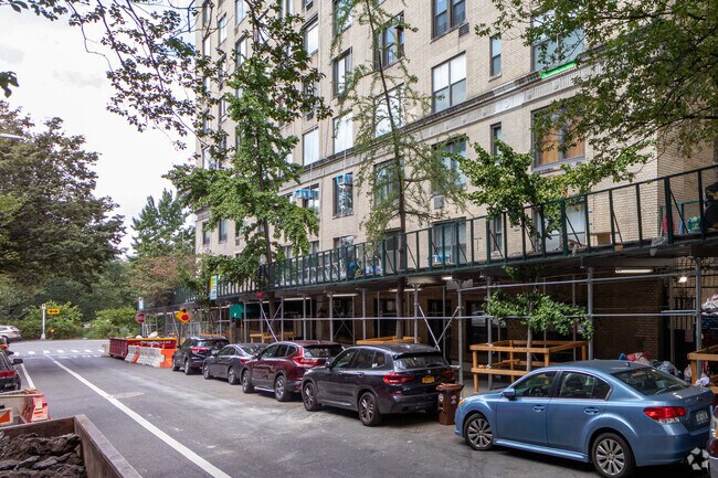 Photo - 50 Riverside Dr