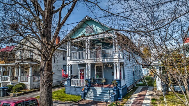 Photo - 311 Ellis St