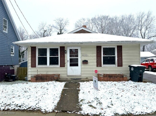 Building Photo - 633 Jeanette Ave Rental