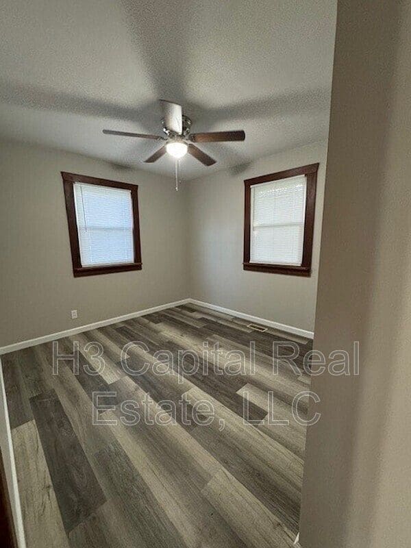 Photo - 115 N Border St