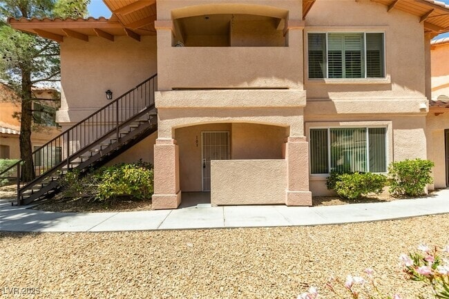 Building Photo - 350 S Durango Dr Unit 103 Rental