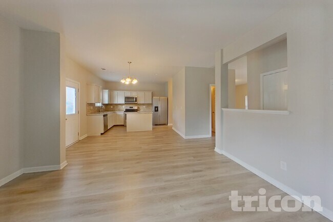 Photo - 283 Pernell Dr