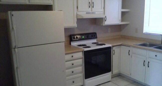 Photo - 2240 W Carson Dr