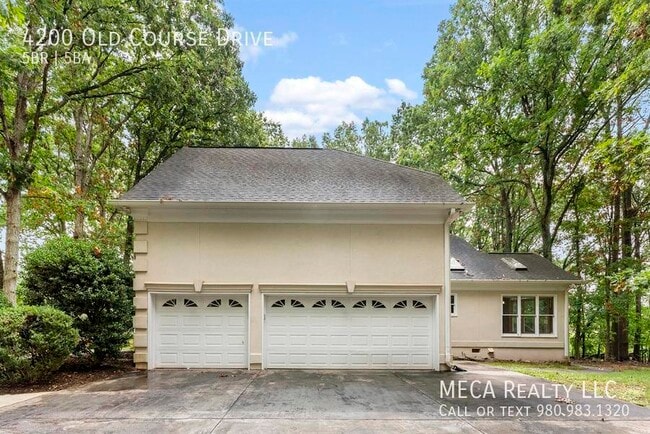 Photo - 4200 Old Course Dr