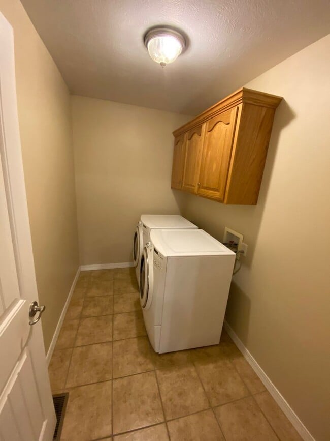 Photo - Spacious 4-Bedroom Home Just Minutes from Ft. Leonard Wood