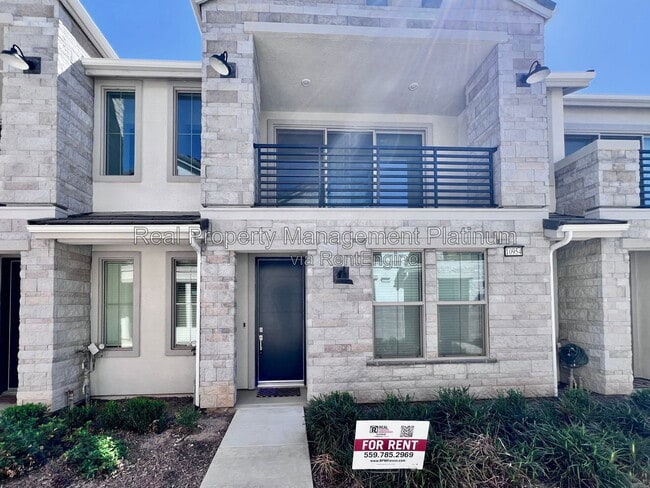 10954 N Honeysuckle Dr