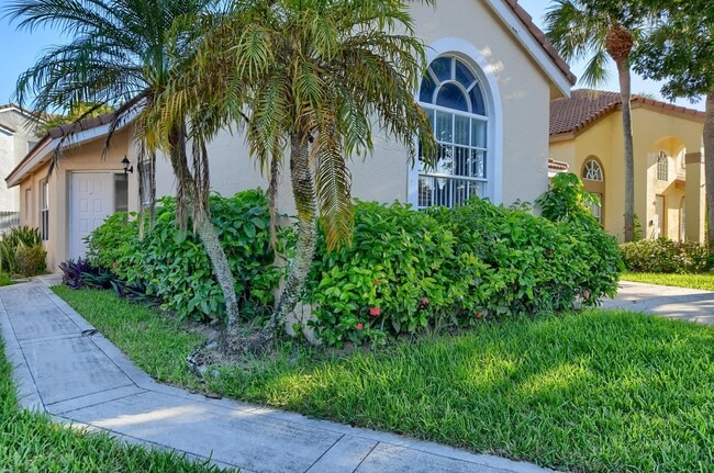 Photo - 10253 Serene Meadow Dr N