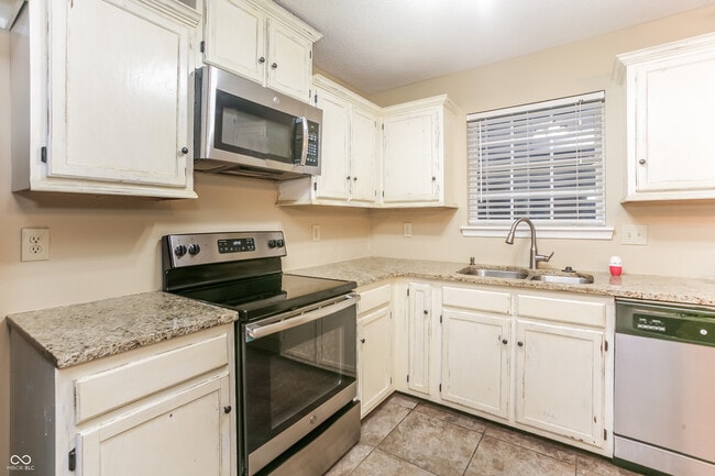 Photo - 7403 Red Rock Rd
